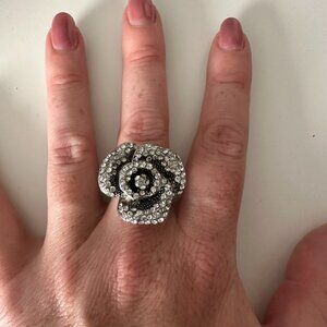Forever 21 Silver Flower Diamond Fashion Ring - Size 8